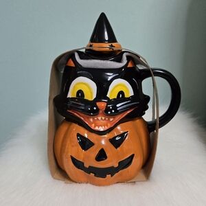 Halloween Black Cat in Jack O'Lantern Pumpkin Mug with Witch Hat Lid Topper